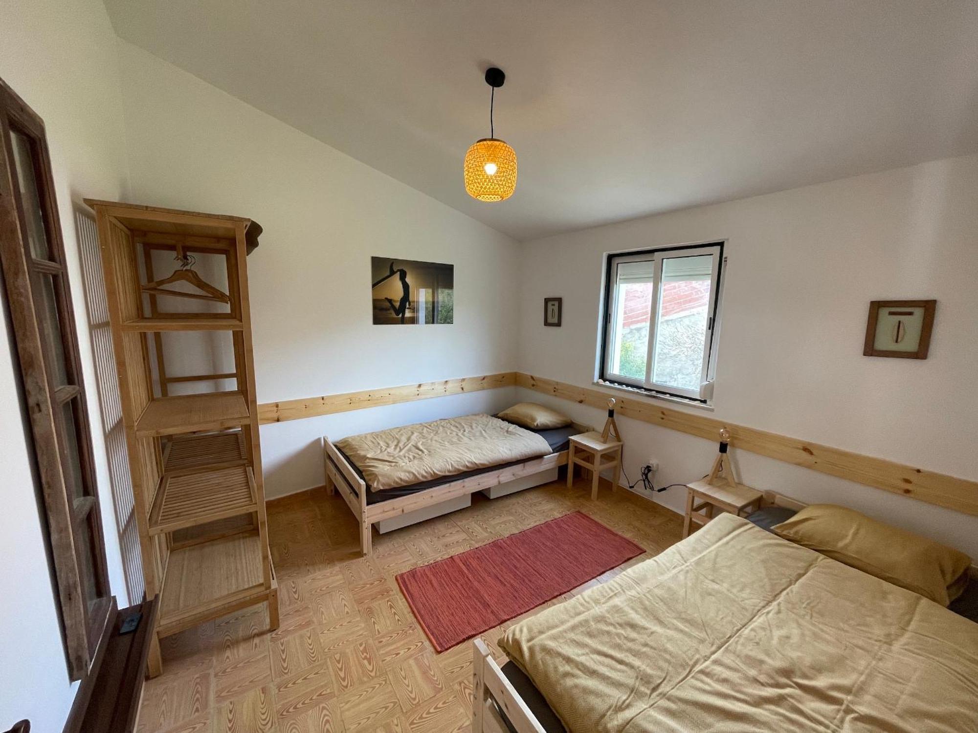 Little Hikers Hostel Raposeira  Exterior photo